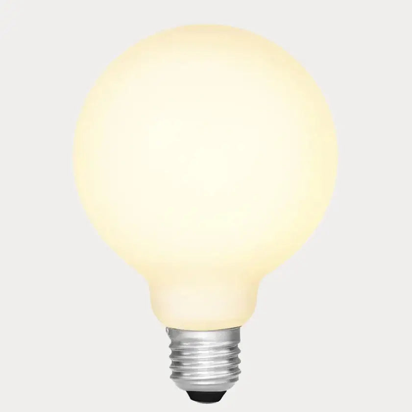 7.2WG95LEDGlobeE27Porcelain2700KDulora