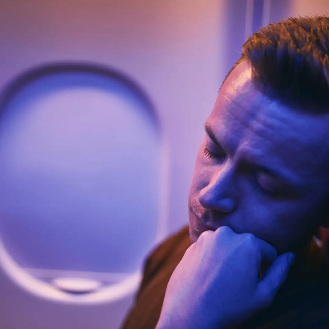 Does Dimming the Cabin Lights Actually Help Fliers with Jet Lag?