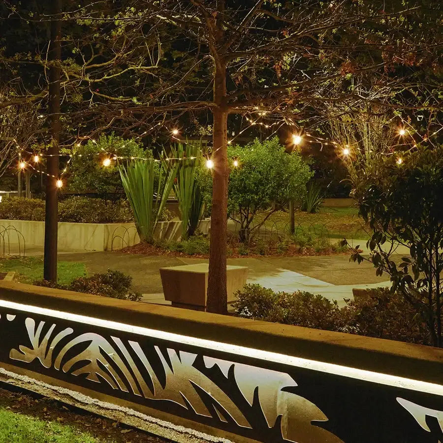 15 meter Solar Festoon String Lights with 15 LED Bulbs