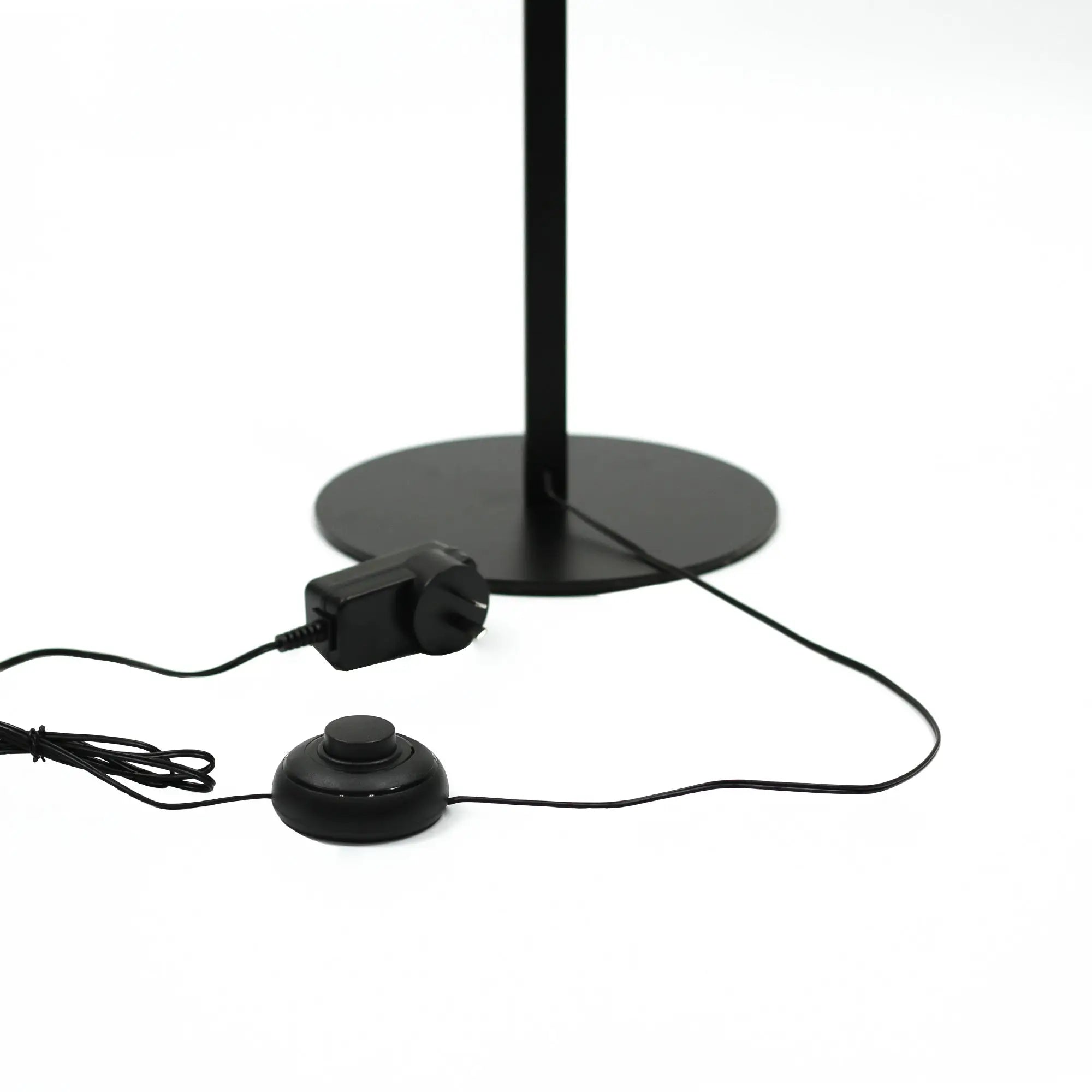 Lexi Chipper Led Floor Lamp Black Modern Lighting
