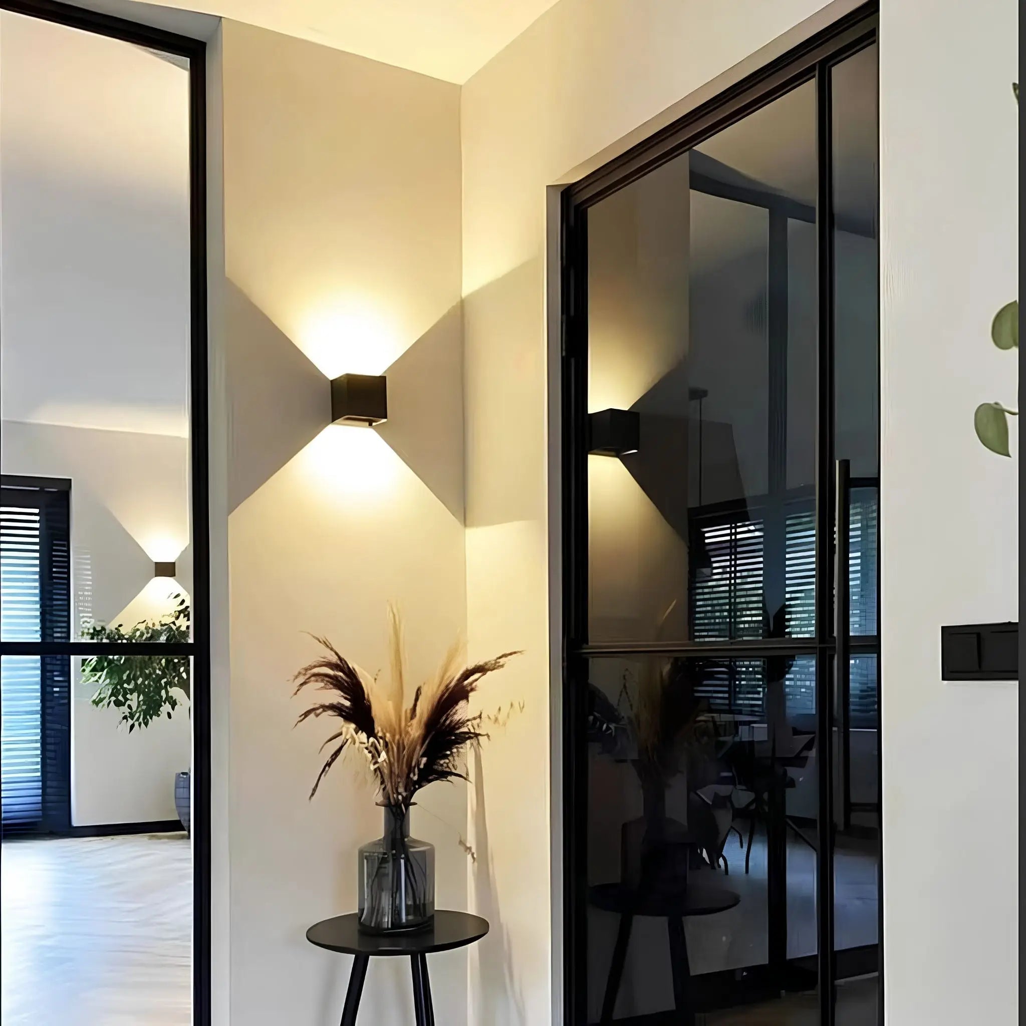Cube Up/down Led Wall Light Ip65 Weatherproof Rating