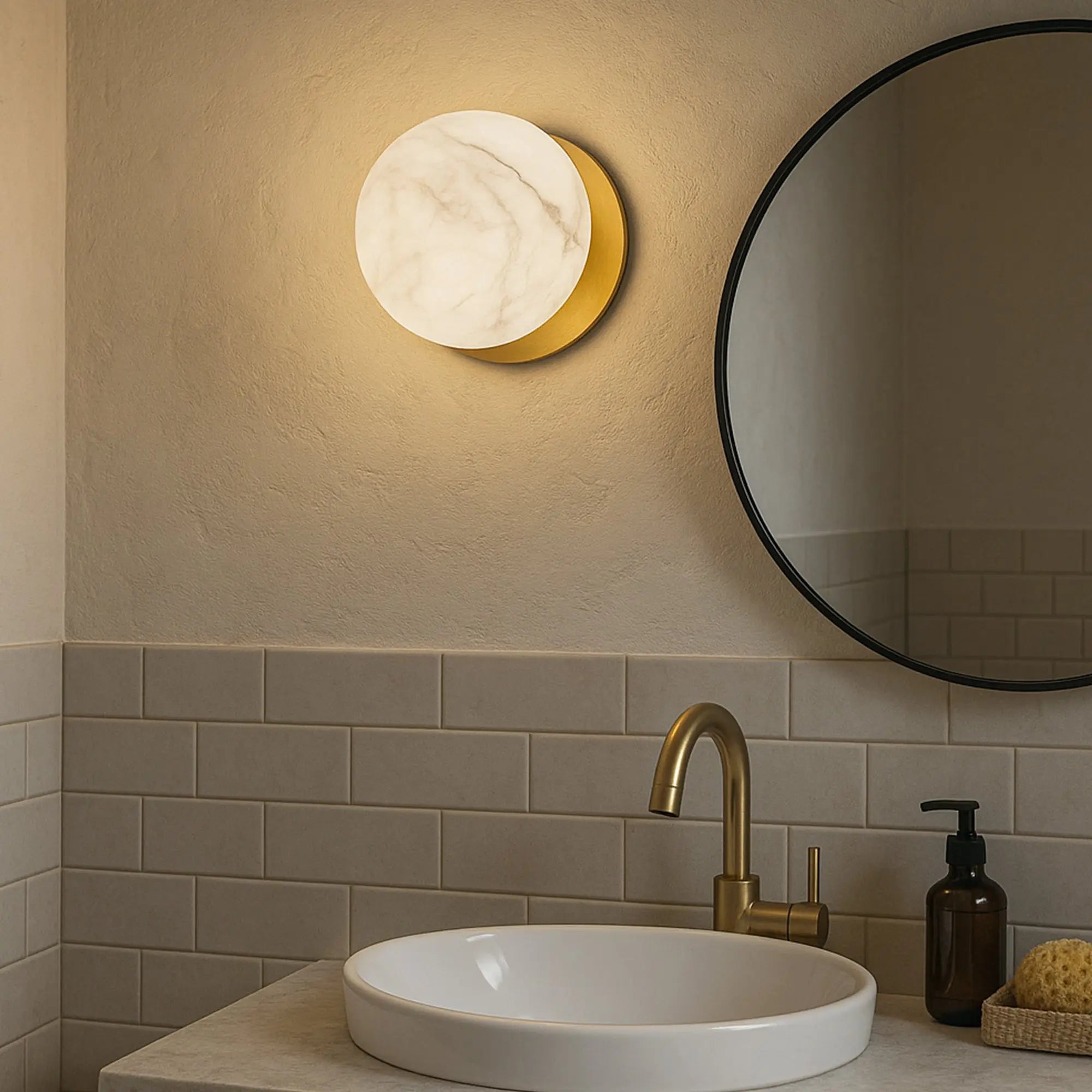 Odessa Marble Opal Glass LED Wall Light with Brass Base - White/Large