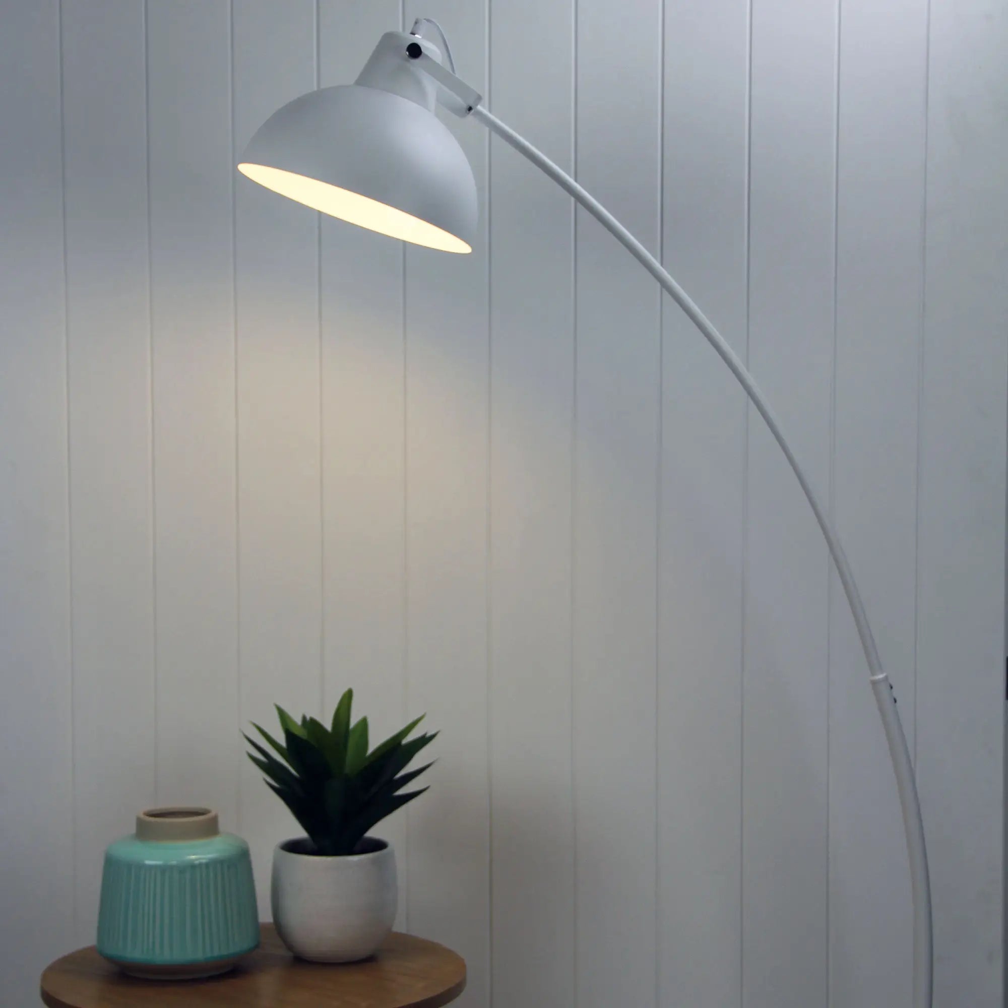 Lago Floor Lamp